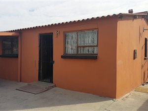2 Bedroom House in Kwazakhele