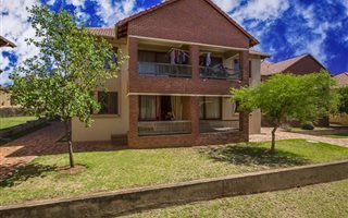 2 Bedroom Apartment in Ruimsig