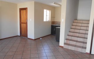 2 Bedroom Townhouse in Vanderbijlpark CE