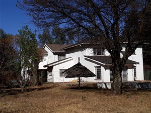 2.5 ha Smallholding in Vulcania
