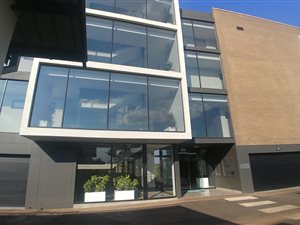 3 Bed Apartment in Midfield Estate