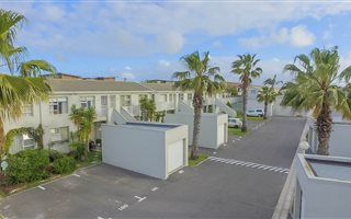 1 Bedroom Apartment in Milnerton Ridge