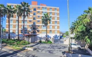 1 Bedroom Apartment in Wynberg