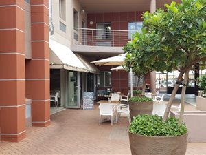 275 m² Office Space in Illovo