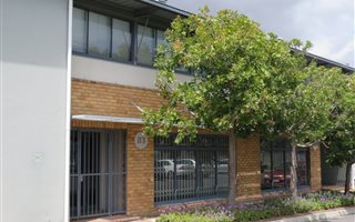 442 m² Industrial space in Airport Industria