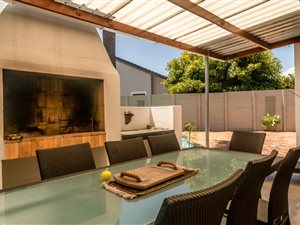 4 Bed House in Edgemead