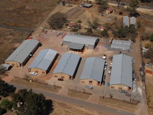 3000 m² Commercial space in Atteridgeville