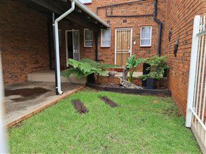 3 Bed Duplex in Primrose