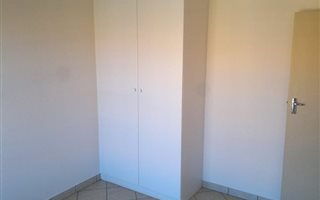 3 Bedroom Flat in Silver Lakes