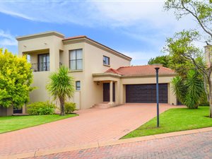3 Bed House in Cedar Lakes