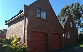 3 Bedroom Townhouse in Pari Park