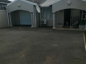 2 Bed Simplex in Shastri Park