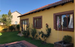 4 Bedroom House in Carlswald North Estate