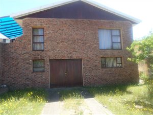4 Bed House in Malabar
