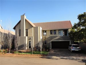 3 Bed House in Clubview