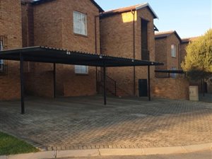 2 Bed Apartment in Honeydew