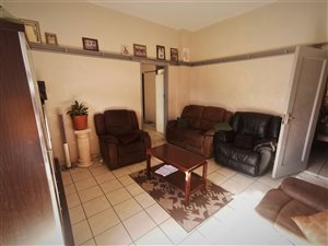 2 Bed Apartment in Hillbrow