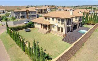 5 Bedroom House in Bankenveld