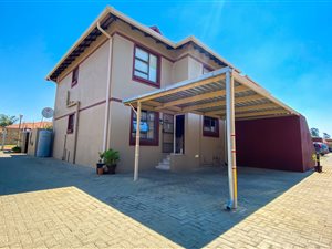 2 Bed Townhouse in Newmarket Park