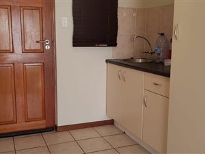 1 Bed Apartment in Auckland Park