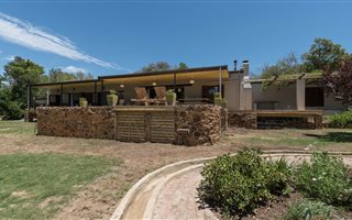4 Bedroom House in Greyton