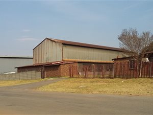9498 m² Industrial space in Vulcania