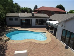4 Bed House in Mayfield Park