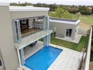 4 Bed House in Dainfern Golf Estate
