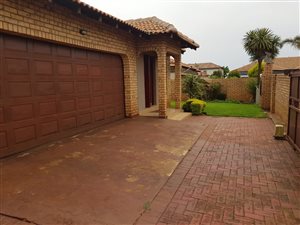 3 Bed House in Middelburg