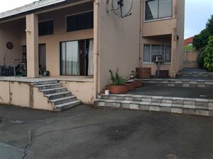 4 Bedroom House in Effingham