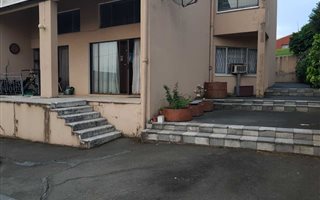 4 Bedroom House in Effingham