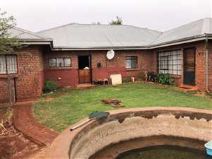 1.1 ha Farm in Northam