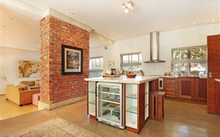 5 Bedroom House in Tokai