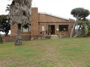 3 Bed House in Stilbaai