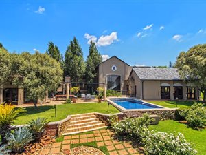 4 Bed House in Mooikloof Equestrian Estate
