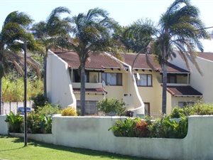2 Bed Townhouse in Port Edward