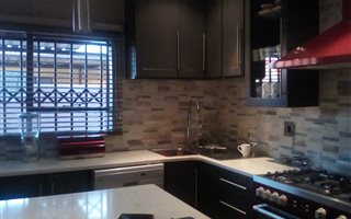 4 Bedroom House in Etwatwa