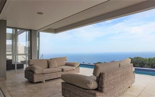 6 Bedroom House in Pinnacle Point Golf Estate