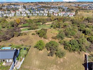 1347 m² Land available in Waterfall Country Estate
