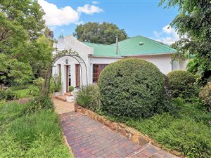 4 Bed House in Parktown North