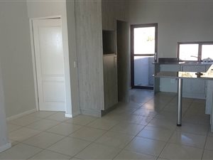2 Bed Apartment in Florida Hills