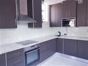 3 Bed Duplex in Atholl