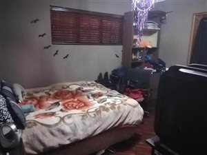 2 Bed Flat in Primrose