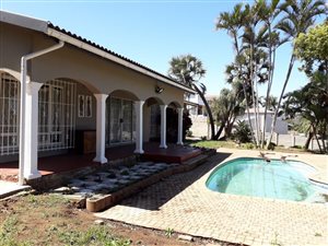 4 Bed House in Uvongo