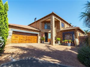 4 Bed Cluster in Dayanglen