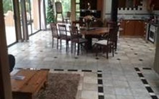3 Bedroom Penthouse in Weltevreden Park