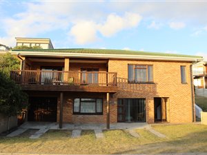5 Bed House in Glentana