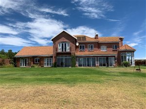 413.2 ha Farm in Kabeljous
