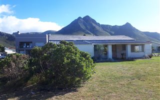2 Bedroom House in Kleinmond