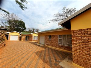 3 Bed Townhouse in Uvongo